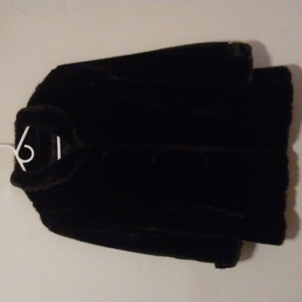 black Vintage fur jacket
